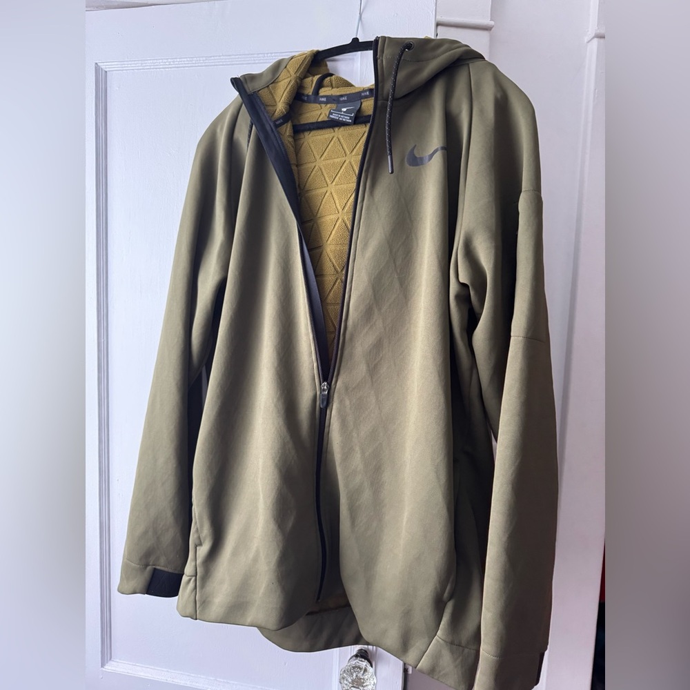 Nike Men’s Olive Green Full-Zip Hooded Sweater
